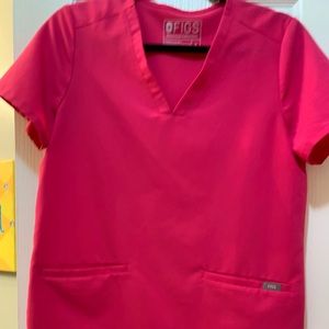 Figs Hot pink Casma three pocket scrub top